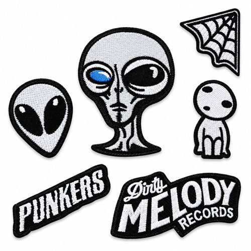 6 Pcs Embroidered Alien Iron-On Patches, 2.92 x 2.14 In